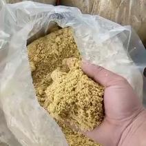 发酵玉米渣，一吨加了100斤米糠，吉安提货。