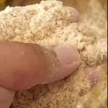 燕麦糠含糖，淀粉灰分4水分12适合牛羊兔驴马养殖，饲料