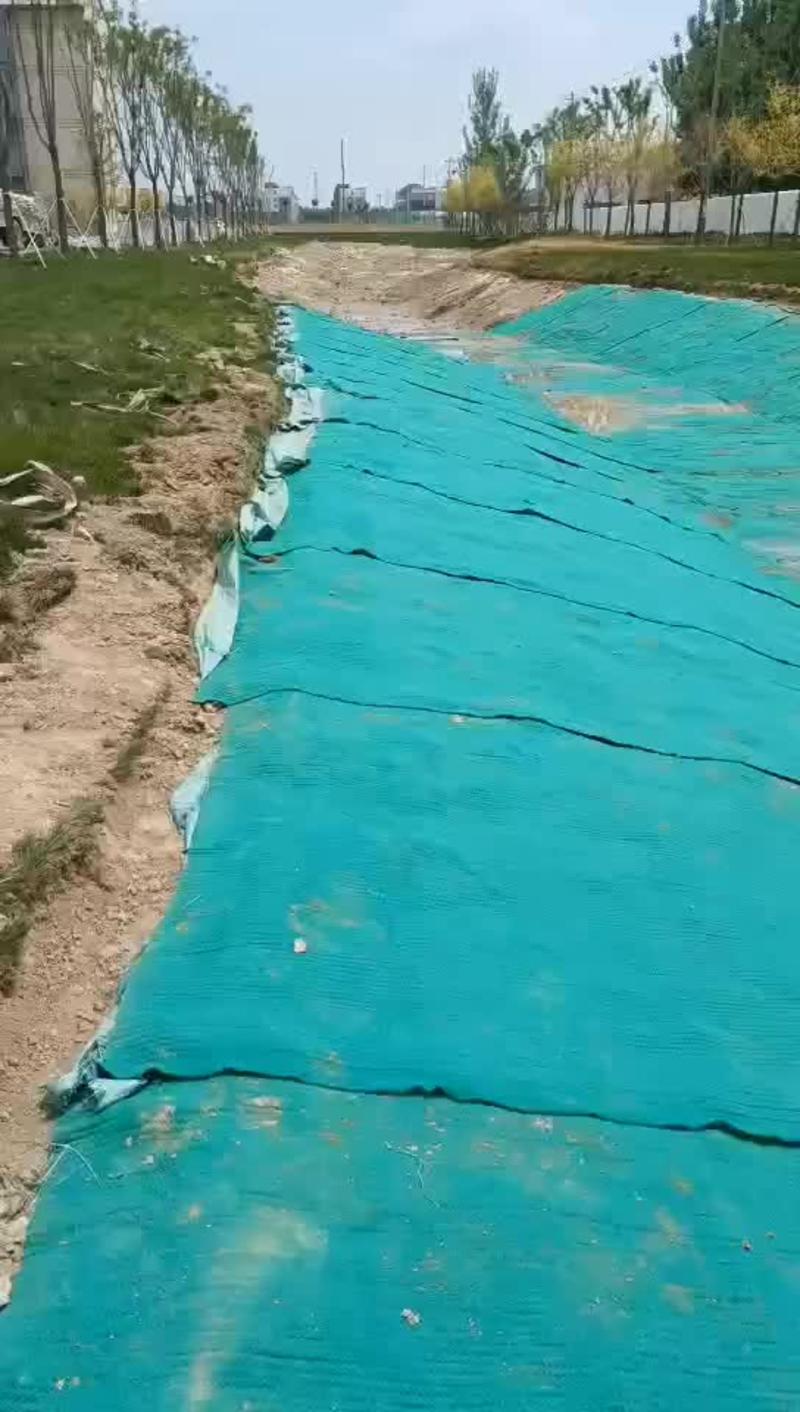 水泥毯，使用于鱼塘护坡人工湖护坡公路铁路护坡，尾矿护坡沟